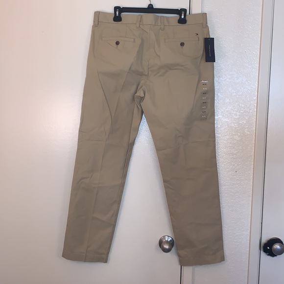 New Tommy Hilfiger Tailored Fit Chino Pant - Picture 15 of 16